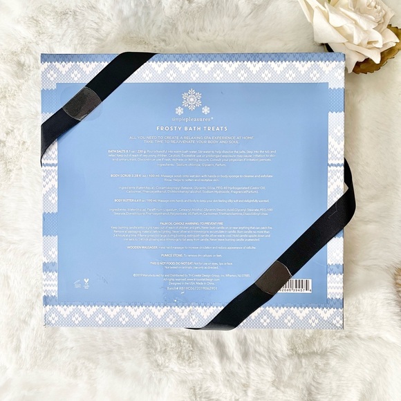 New with tags 7pc Skin Care Gift Set candle, Body scrub lotion Bath salts cloth, - Picture 4 of 4